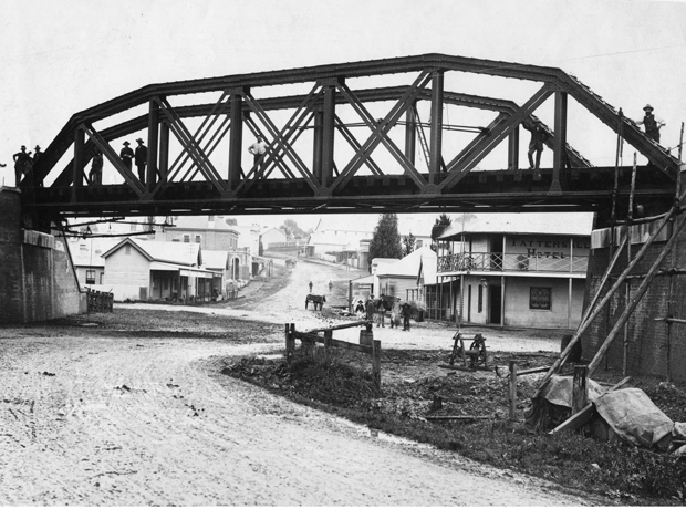 Newly completed rail bridge in Argyle Street